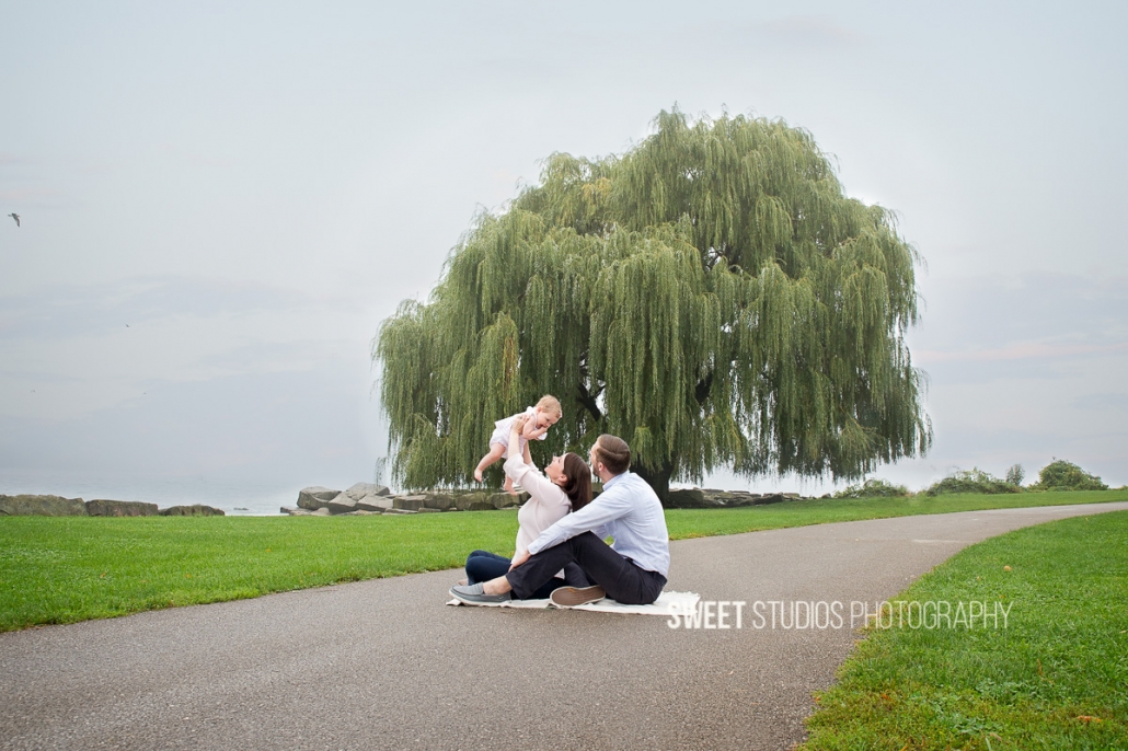 Akron Cleveland Newborn Baby Family Kids Photographer Kriste Radicelli Sweet Studios Photography