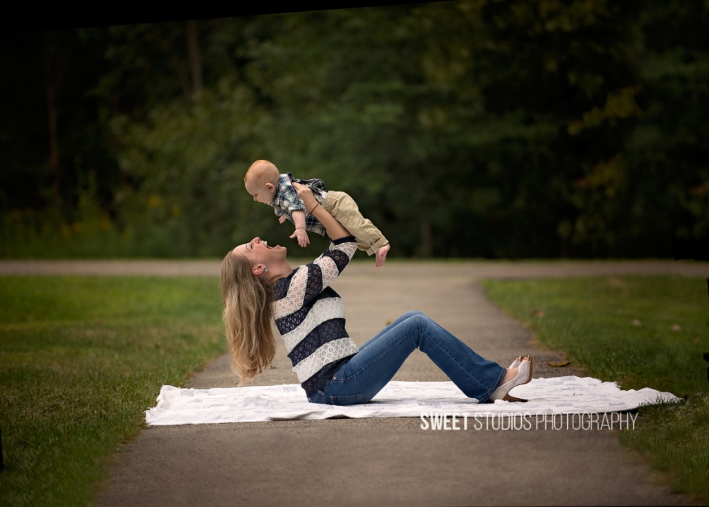 Akron Cleveland Newborn Baby Family Kids Photographer Kriste Radicelli Sweet Studios Photography