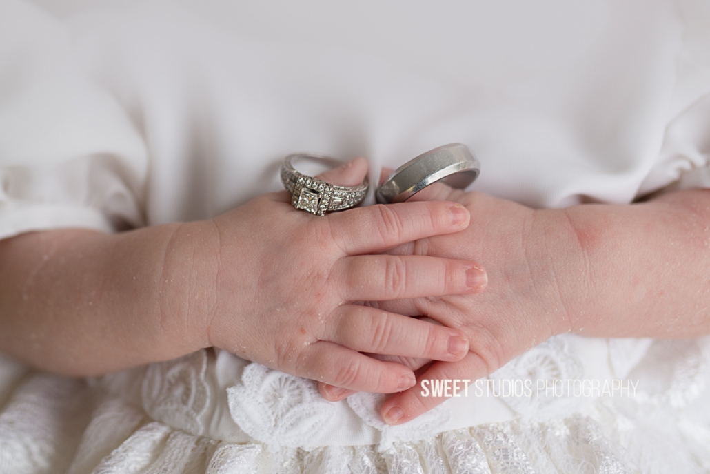 Akron Cleveland Newborn Baby Family Kids Photographer Kriste Radicelli Sweet Studios Photography