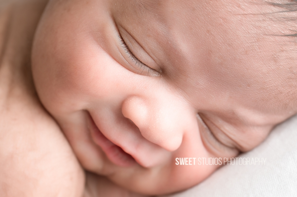 Akron Cleveland Newborn Baby Family Kids Photographer Kriste Radicelli Sweet Studios Photography