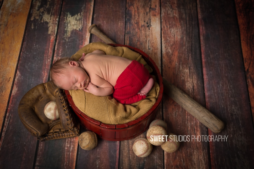 Akron Cleveland Newborn Baby Family Kids Photographer Kriste Radicelli Sweet Studios Photography