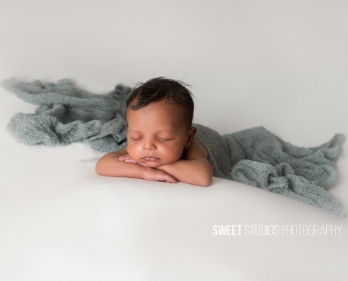 Akron Cleveland Newborn Baby Family Kids Photographer Kriste Radicelli Sweet Studios Photography