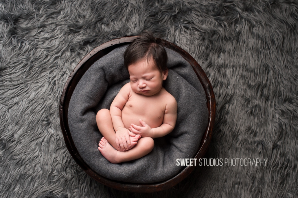 Akron Cleveland Newborn Baby Family Kids Photographer Kriste Radicelli Sweet Studios Photography