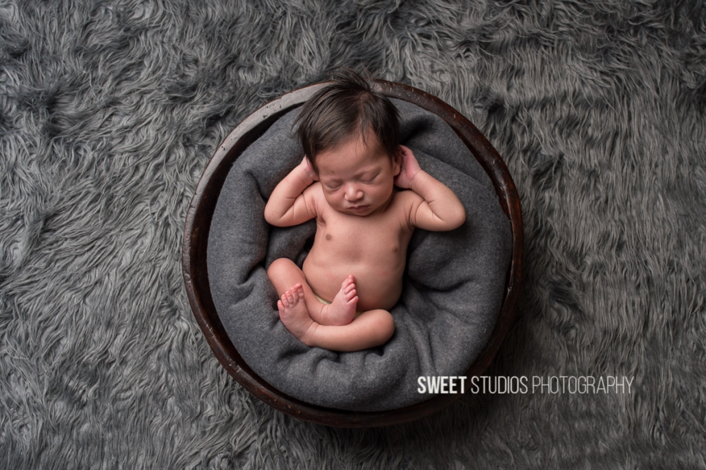 Akron Cleveland Newborn Baby Family Kids Photographer Kriste Radicelli Sweet Studios Photography