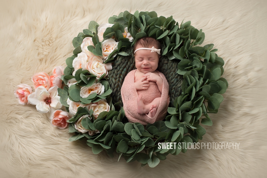 Akron Cleveland Newborn Baby Family Kids Photographer Kriste Radicelli Sweet Studios Photography