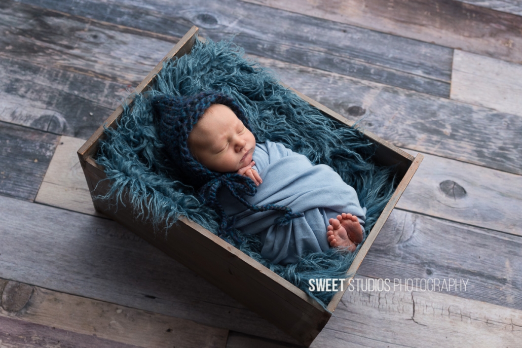 Akron Cleveland Newborn Baby Family Kids Photographer Kriste Radicelli Sweet Studios Photography