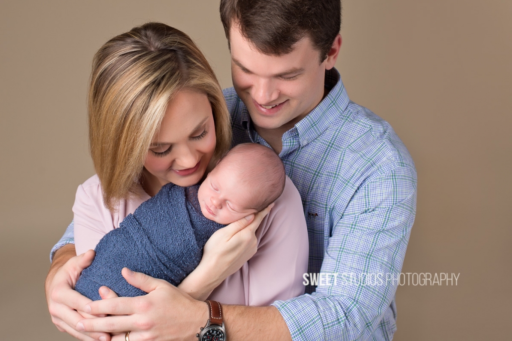 Akron Cleveland Newborn Baby Family Kids Photographer Kriste Radicelli Sweet Studios Photography