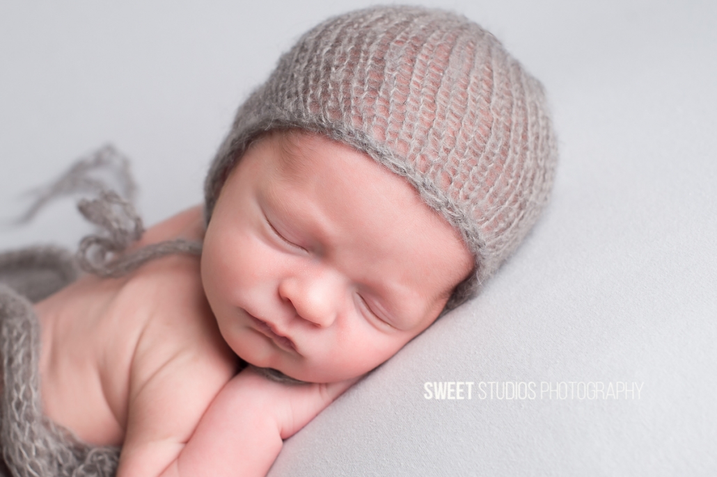 Akron Cleveland Newborn Baby Family Kids Photographer Kriste Radicelli Sweet Studios Photography