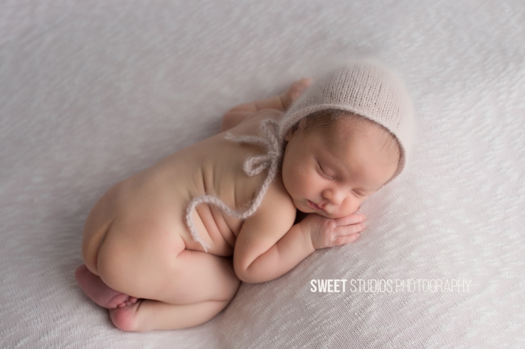 Akron Cleveland Newborn Baby Family Kids Photographer Kriste Radicelli Sweet Studios Photography